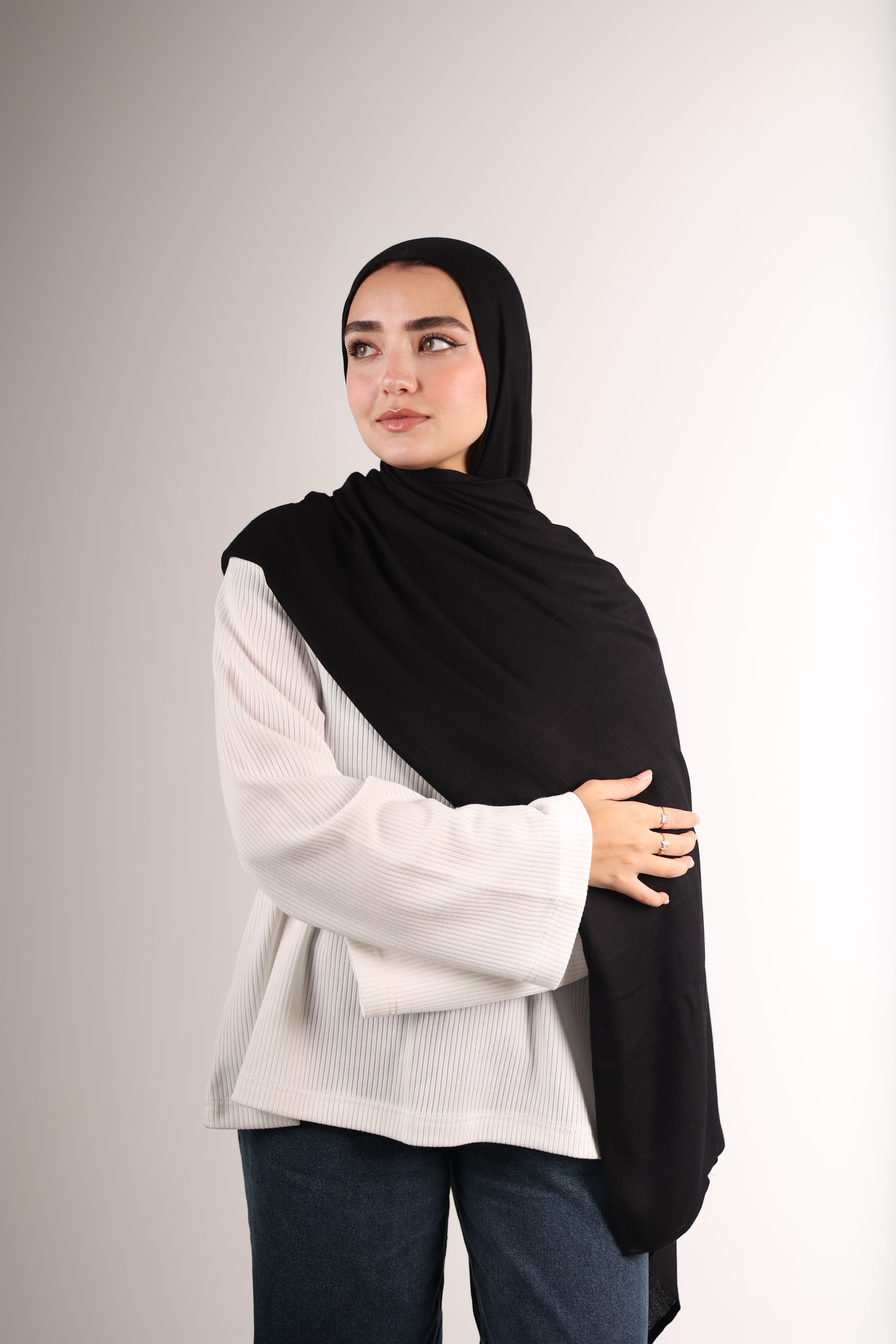 Classic Comfort Black Scarf