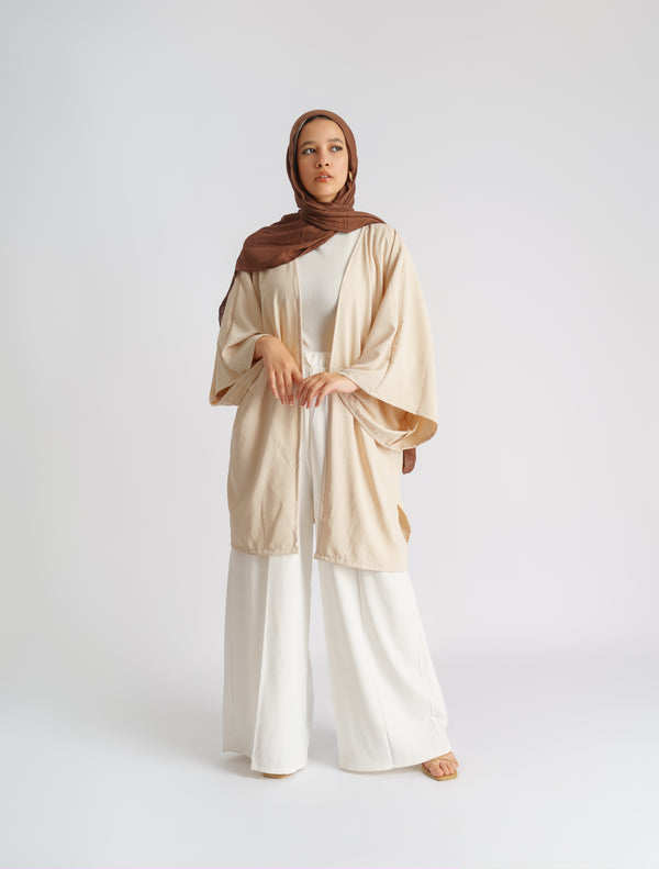 Sahara Sunset Wrap: Desert Diva Essentials in Light Beige